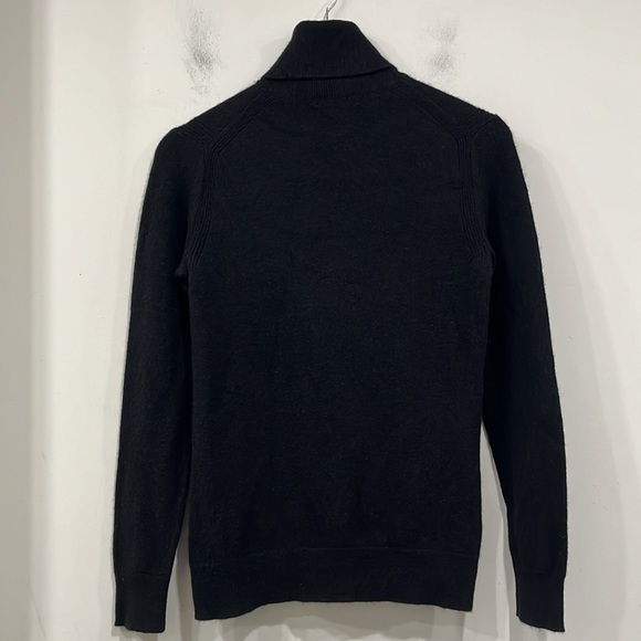 Saks Fifth Avenue Cashmere Turtleneck in Black size M - Picture 6 of 10